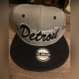 Detroit Snapback Hat - Gray and Black